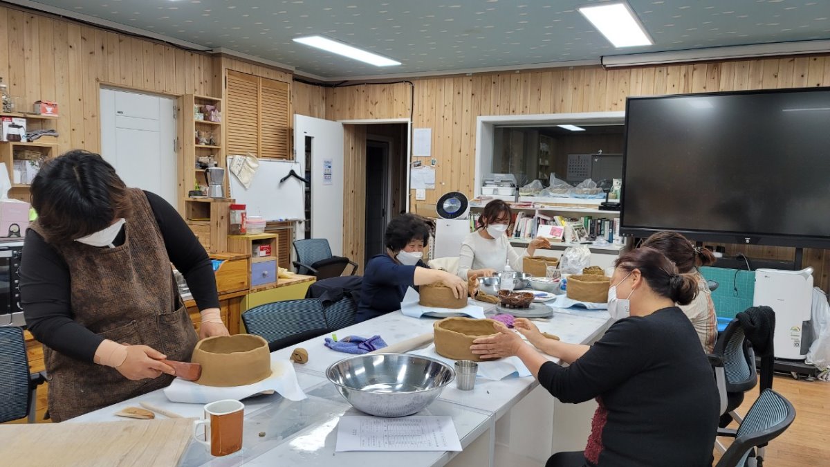 성인도자기 교육