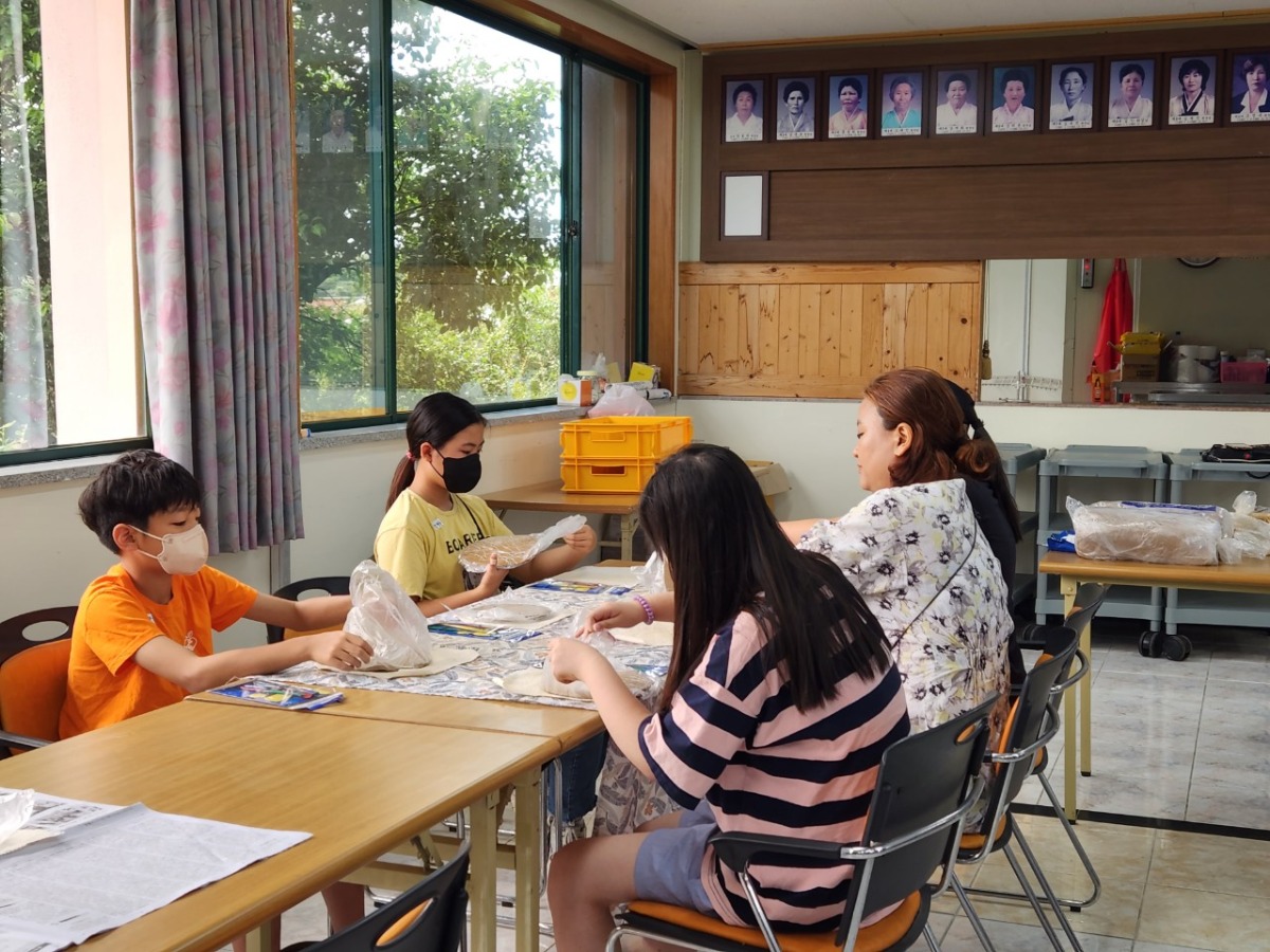 BandPhoto_2023_09_04_20_14_14_4