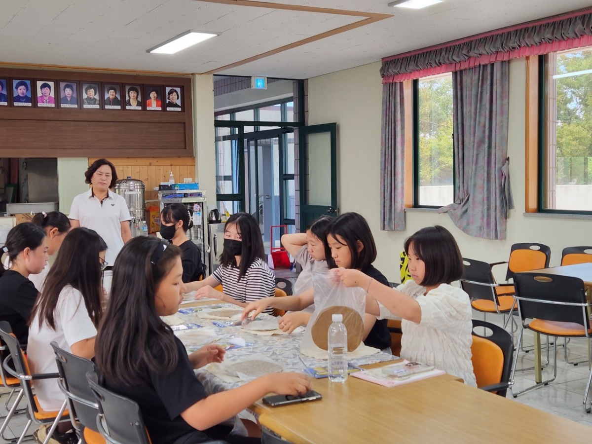 BandPhoto_2023_09_04_20_14_14_3